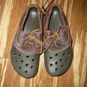 NWOT CROCS ISLANDER Leather & Rubber  - RARE! SZ7!